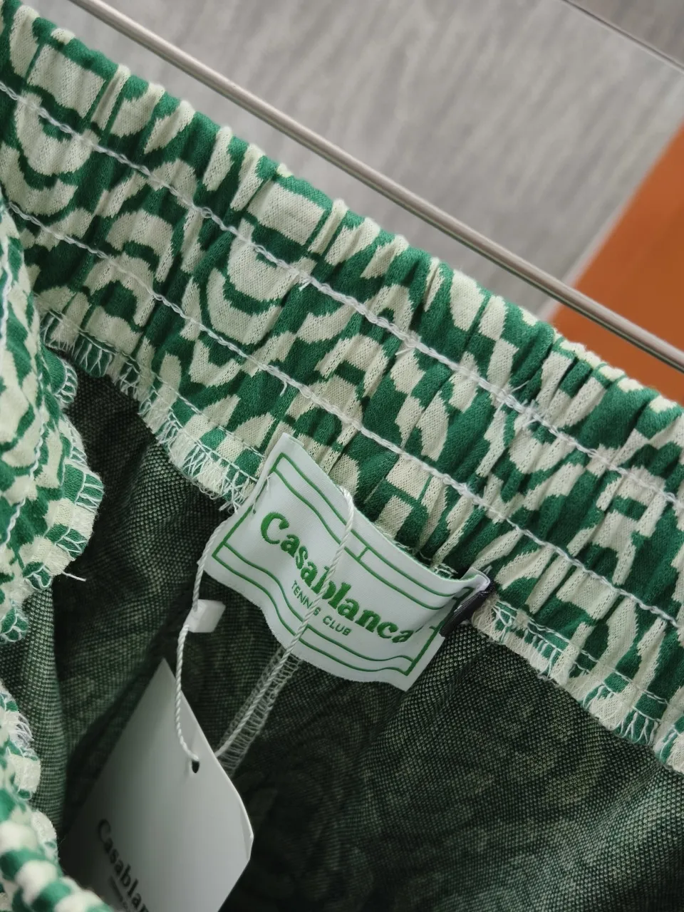 🌈🌈 Casablanca/Casablanca casual shorts with full logo, summer New Arrival, luxury Classic brand original LOGO accessories, best-selling model at the counter. Very comfortable to wear, low-key yet luxurious, very classy to wear. Needless to say, the style and tailoring of the trousers, the upper body is exquisite and vivid👍High-end first-class materials, truly palace-level casual pants Using Turkish cotton, the quality is outstanding. After heavy washing, the pants are very soft! Not picky, the upper body is absolutely stylish and extremely luxurious. Color: Picture color Sizes: M L XL 2XL 3XL